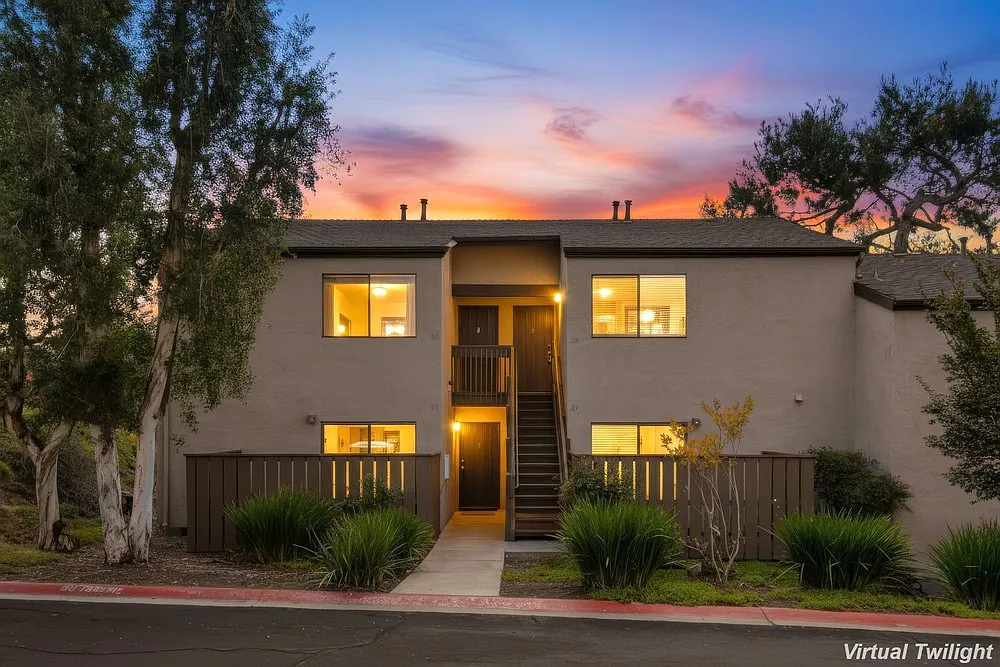 1 bed, 656 sqft, $2,199 — Photo 1