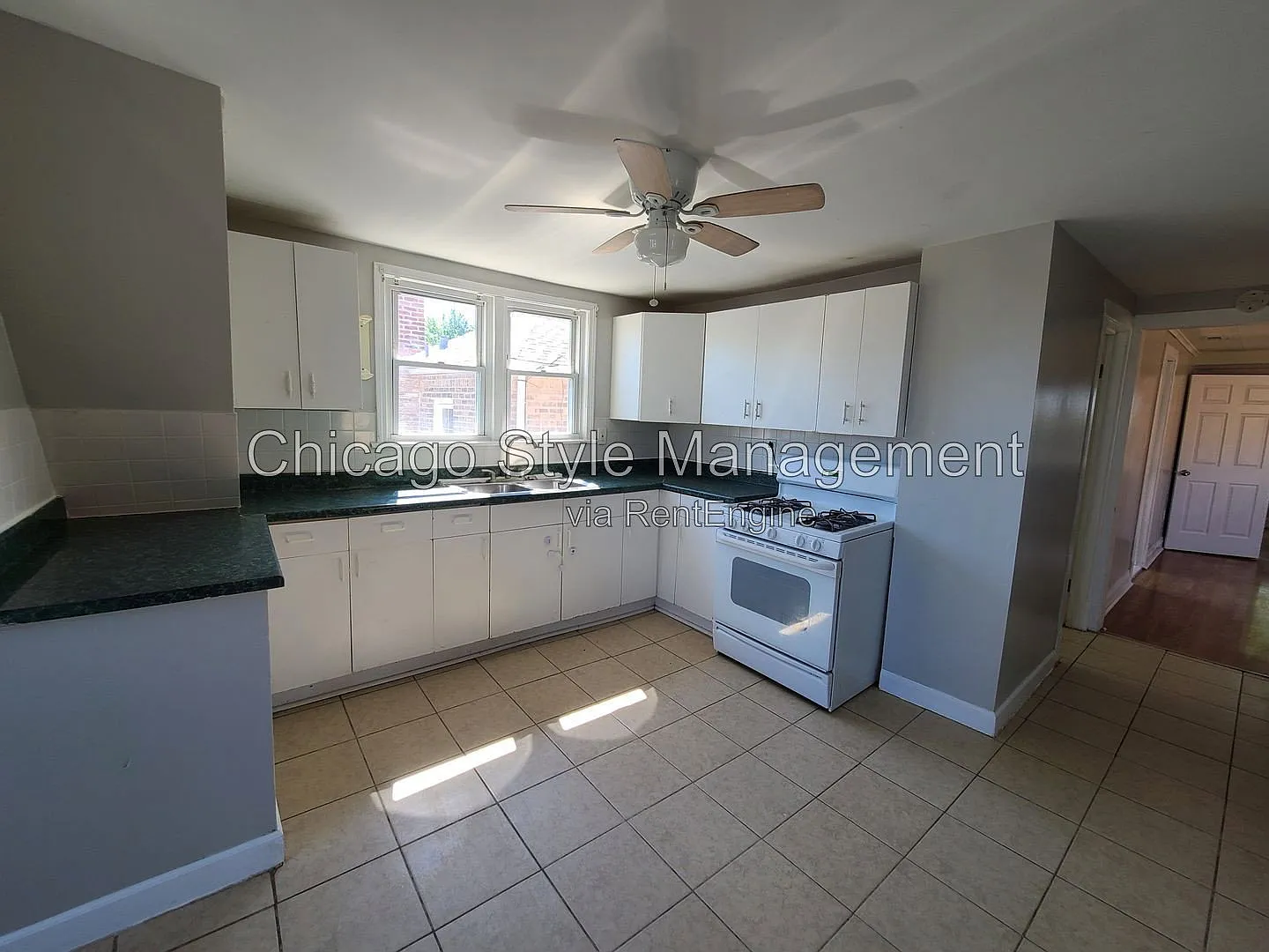 2 bed, 1.0 bath, $1,375 — Photo 2
