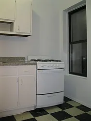 Rented by Tower Brokerage