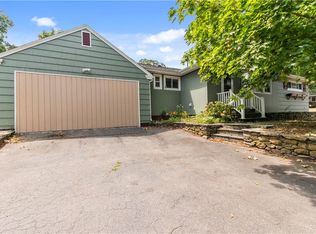 228 Putnam Pike, Glocester, RI 02814