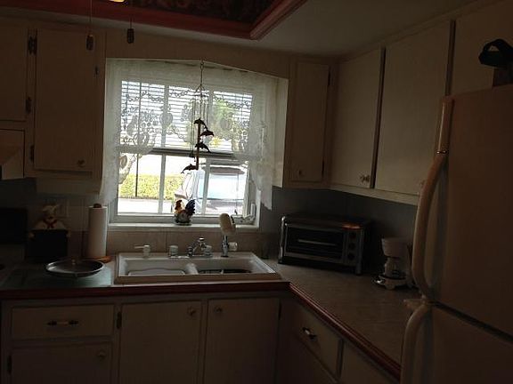 4th image of 2670 Barkley Dr E APT D
