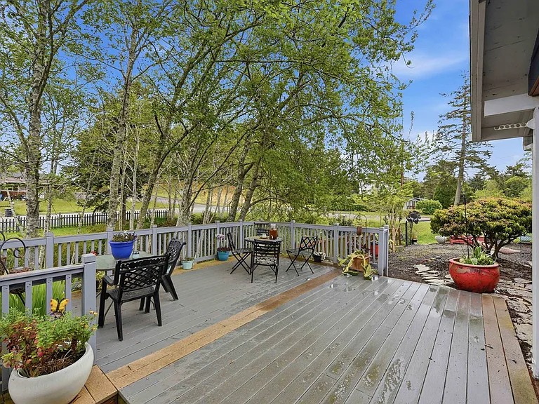 510 S Cammann St — Photo 4