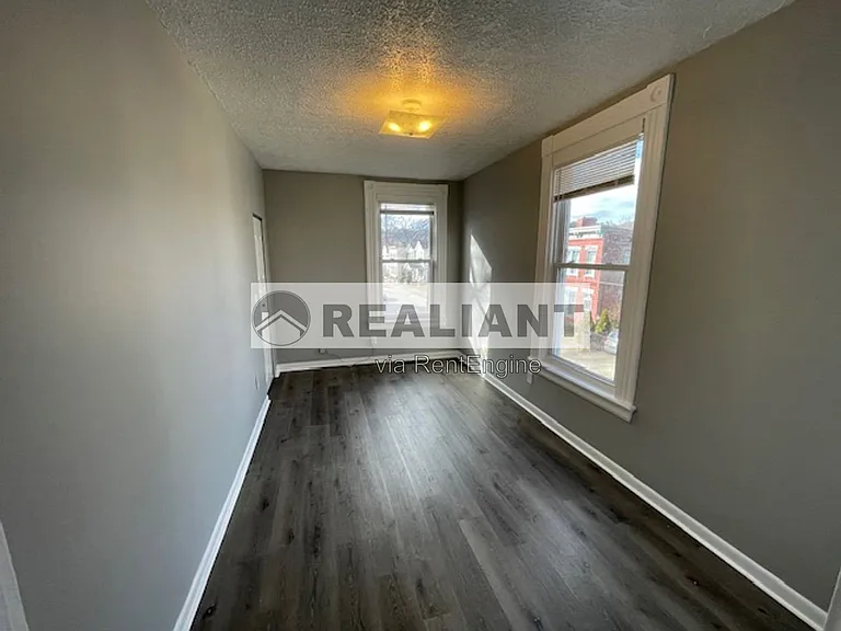 26 Euclid St #2 — Photo 8