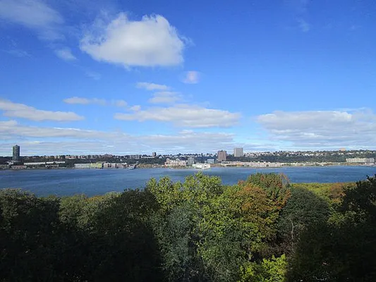 Rented by Rachel Realty | media 27