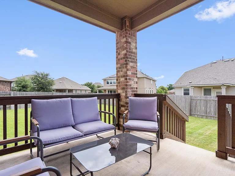 1208 Ravenside Cv — Photo 36