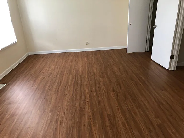 8218 Falmouth Ct — Photo 23