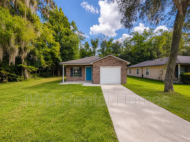 2037 Sessions Ln — Photo 14