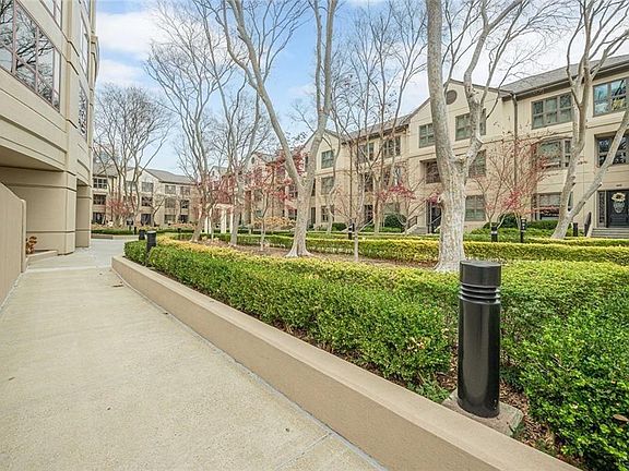 4th image of 3475 Oak Valley Rd NE APT 930