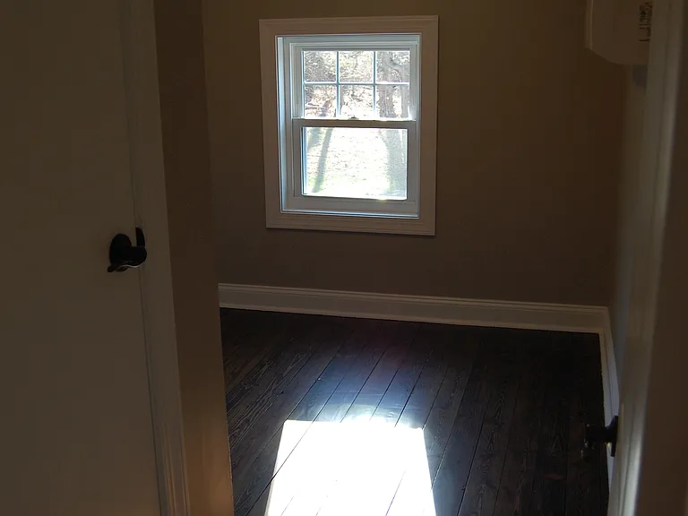 Telegraph Rd — Photo 29