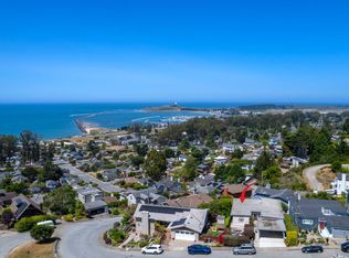 215 El Granada Blvd, Half Moon Bay, CA 94019