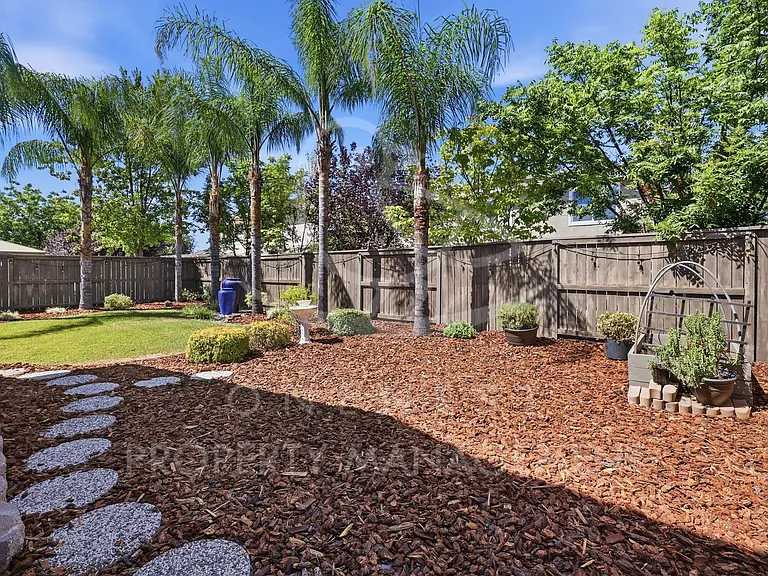 2127 Ranch View Dr — Photo 41