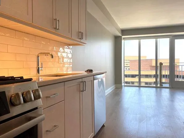 925 N Fairfax St #808, Alexandria, VA 22314