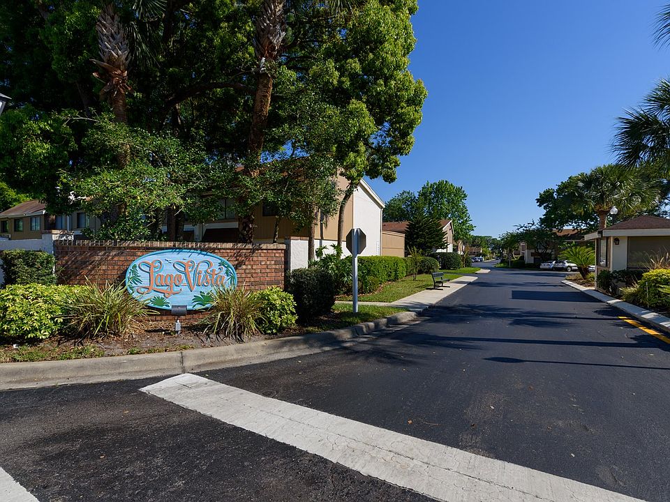 1st image of 105 Lago Vista Blvd