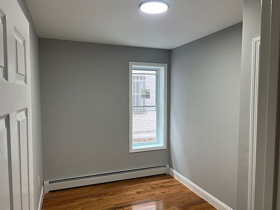 4th image of 1242 Boynton Ave #2R