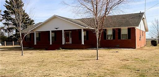 1st image of 3417 East Dr