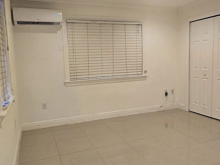 5320 SW 5th St #2 — Photo 13
