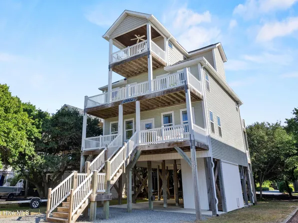 122 Atkinson Road, Surf City, NC 28445