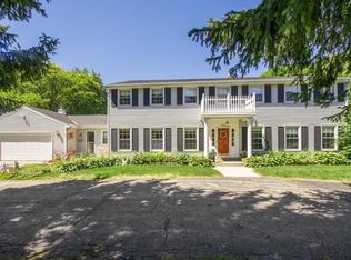 9401 N Broadmoor Rd, Bayside, WI 53217