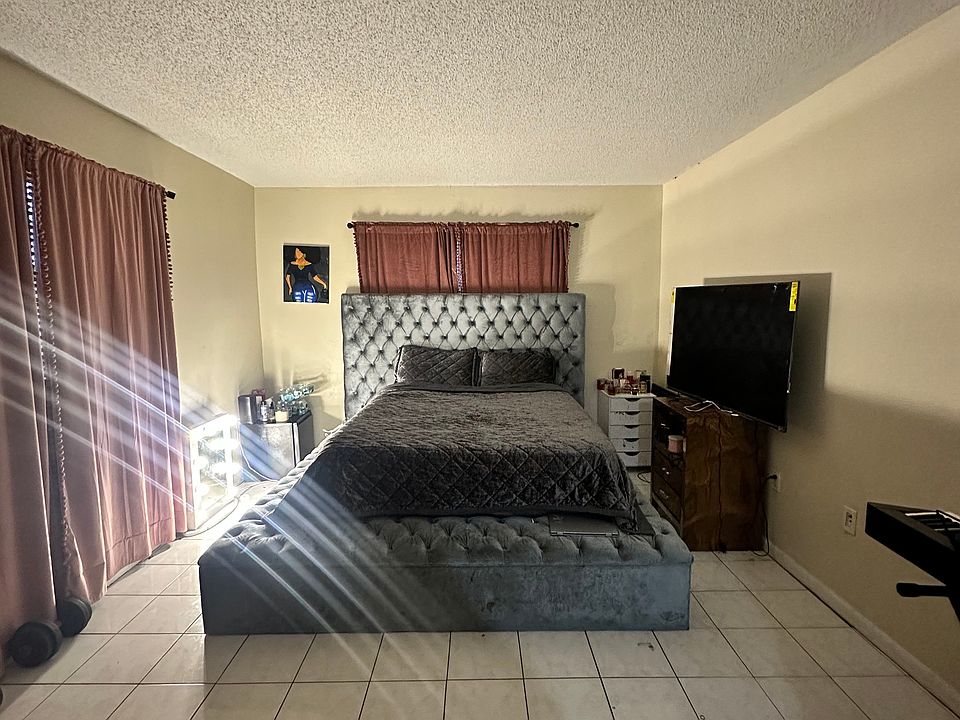1st image of 3710 NW 21st St APT 401