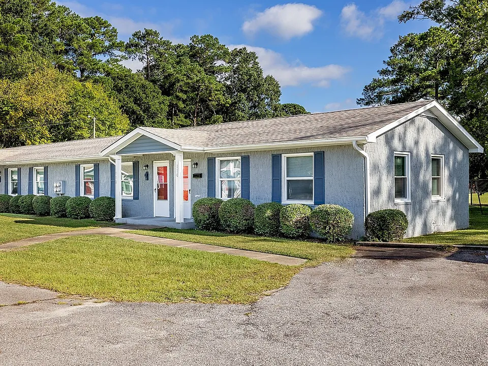 100-123 Sycamore Ct