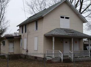 480 Hickory Pl, Elgin, IL 60120