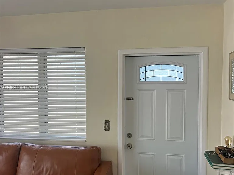 7720 Harding Ave #8 — Photo 5