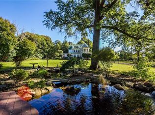 4357 Nine Mile Point Rd, Fairport, NY 14450