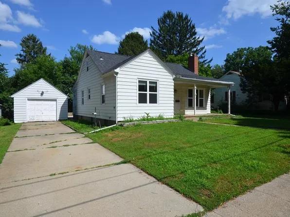 225 N Esterly AVENUE, Whitewater, WI 53190