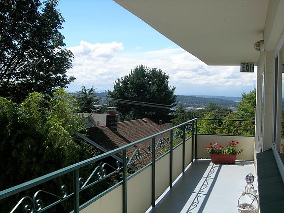 The peek a boo of the sound from outside your front door