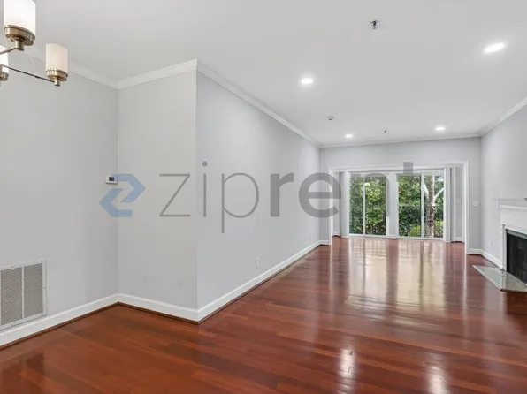 2921 Lenox Rd NE APT 201, Atlanta, GA 30324