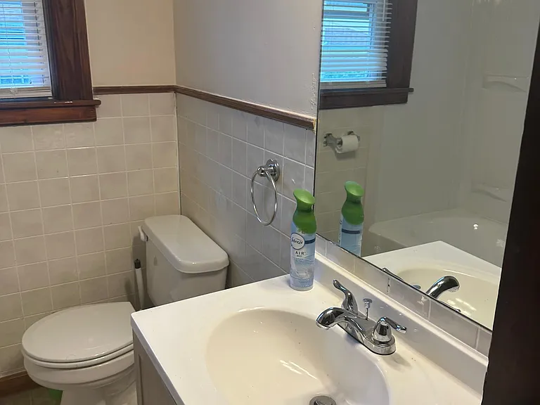 5 Hill St #1 — Photo 2