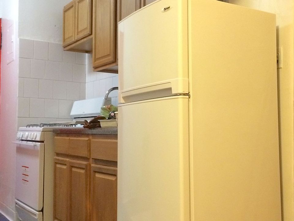 1st image of 195 Madison St APT 2