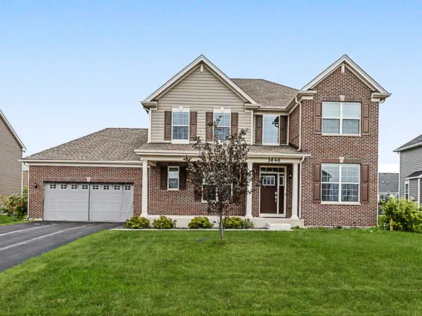 (undisclosed Address), Elgin, IL 60124