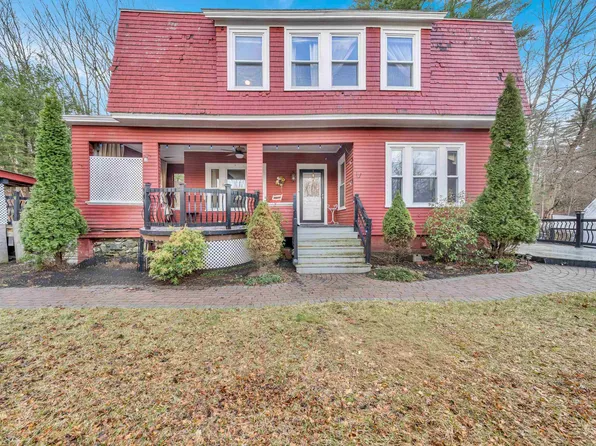 7 Moulton Street, Raymond, NH 03077