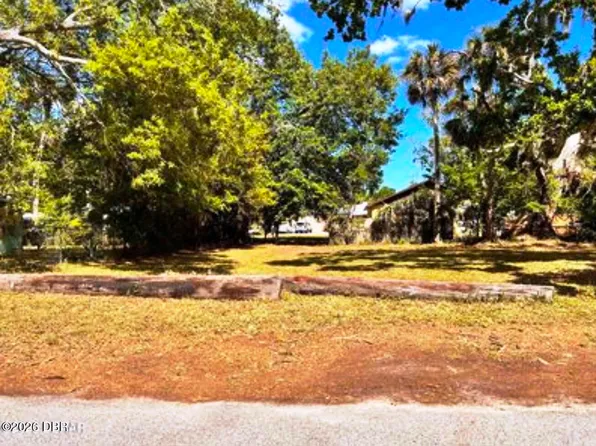 459 Pleasant St, Daytona Beach, FL 32114