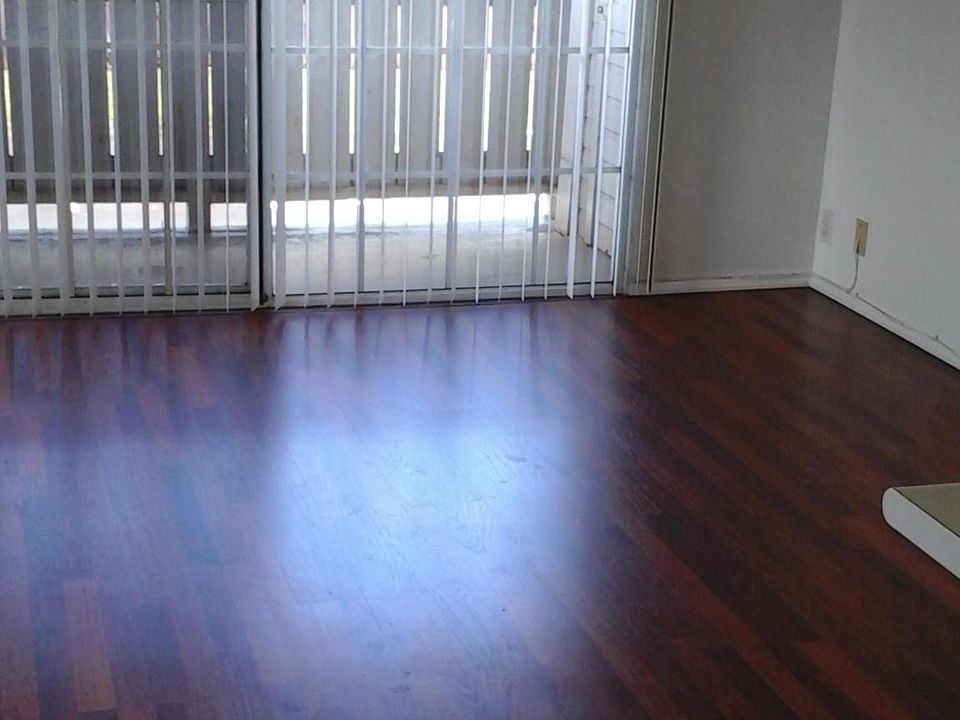 Irving room and balcony  