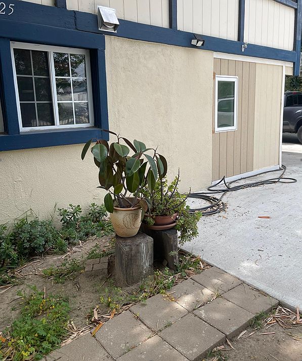 1st image of 8925 Yolanda Ave #8925