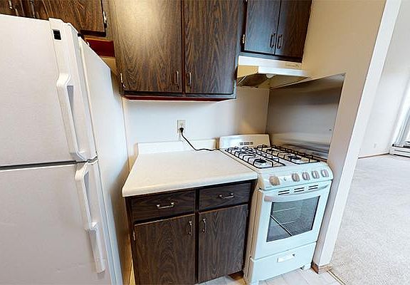 3rd image of 2497 N Oakland Ave #310