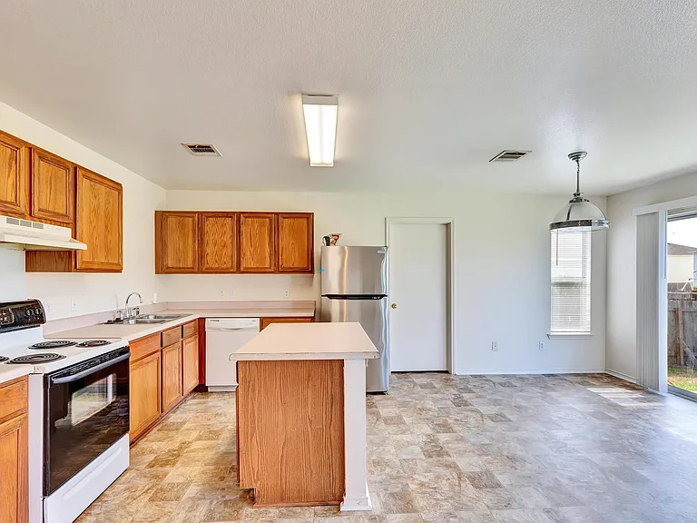 5204 Bahan Dr — Photo 42