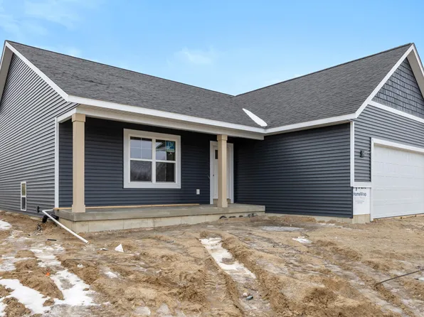 9324 Shimano Dr, Portland, MI 48875