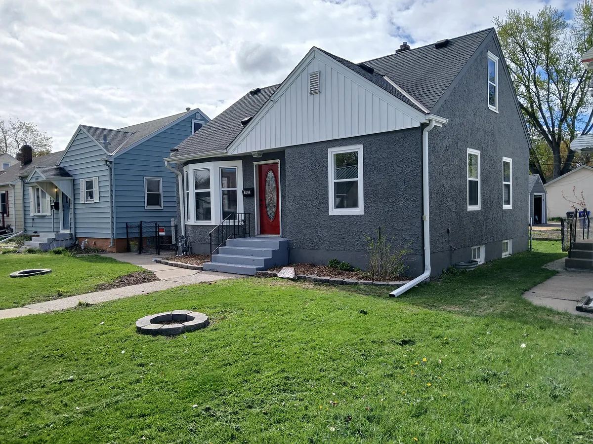 Building Photo - 1822 Nevada Ave E