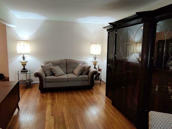 5th image of 8811 Northern Blvd E #608
