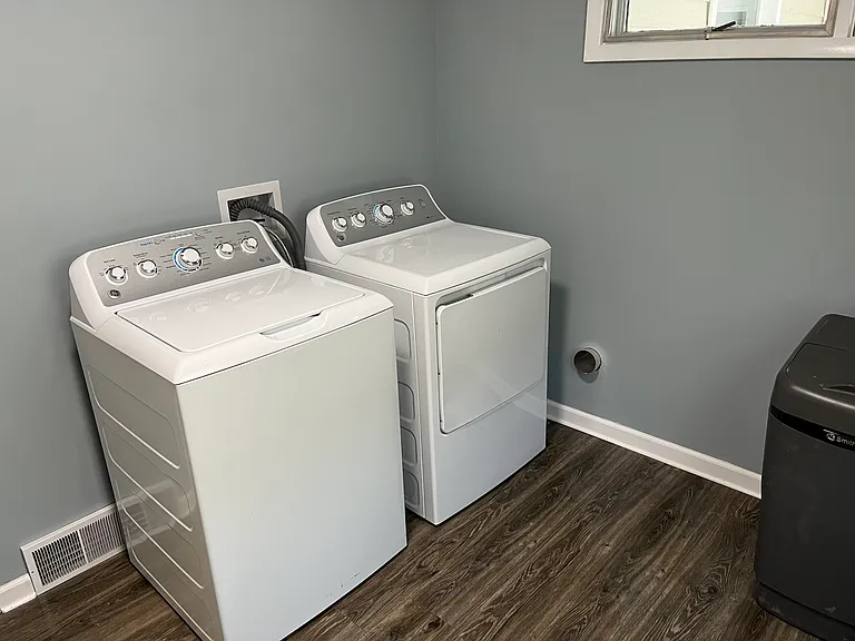 4 Meadow St #2 — Photo 9