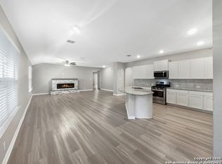 843 Brown Thrasher, San Antonio, TX 78253