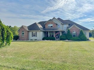2 Quail Ct, Chrisman, IL 61924
