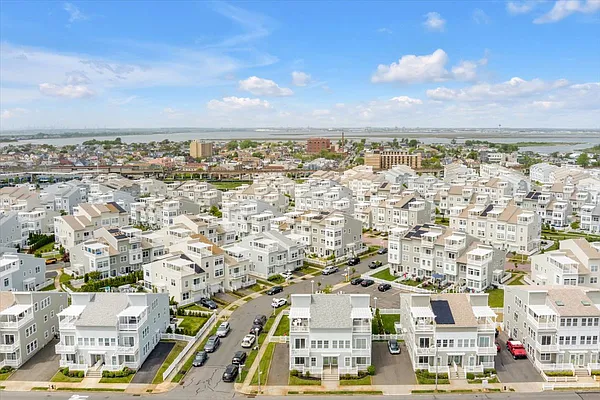 Sold by EXP Realty NYC | media 31