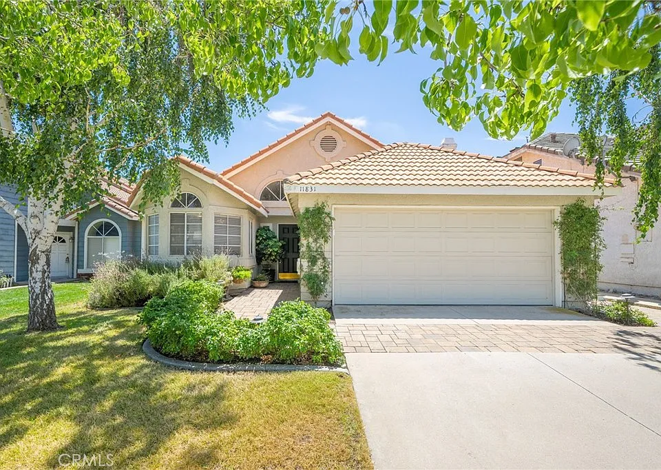 11831 Mount Royal Ct