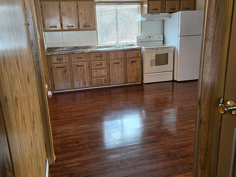 580 Anna Ave — Photo 13