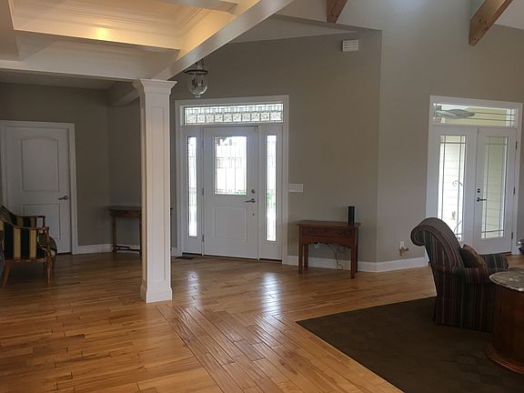 5th image of 8250 N Longview Hts