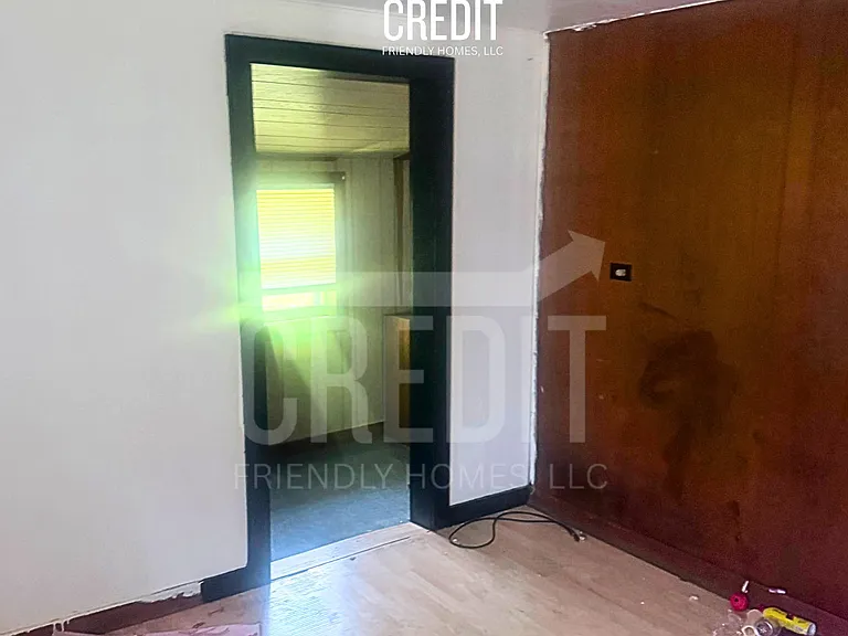 113 S Poplar St — Photo 9